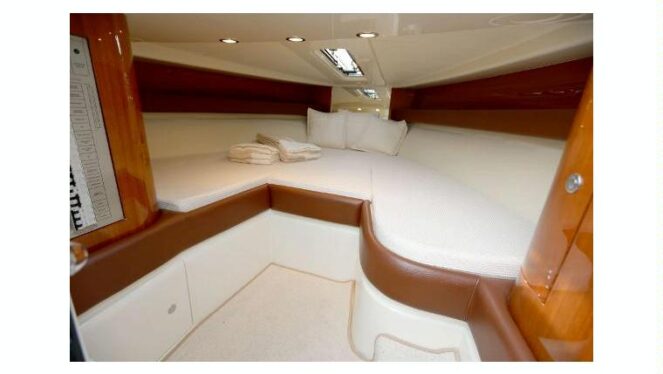 33-aquariva-super-34028080140866525651575554564568x