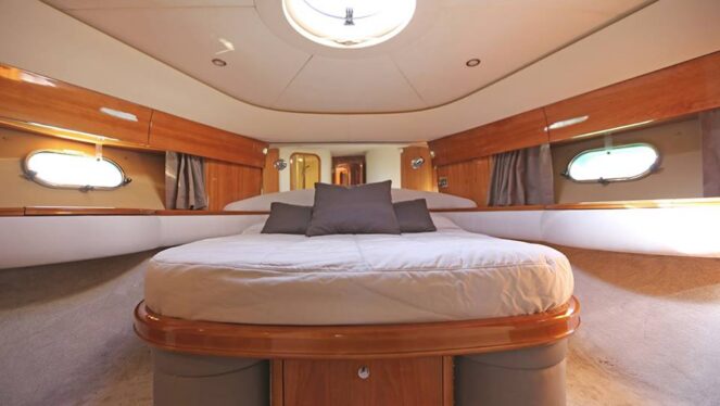 555466_348898995240452_515682059_n