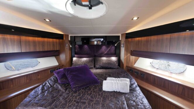 Motor-yacht-PULSAR-VIP-Cabin-680